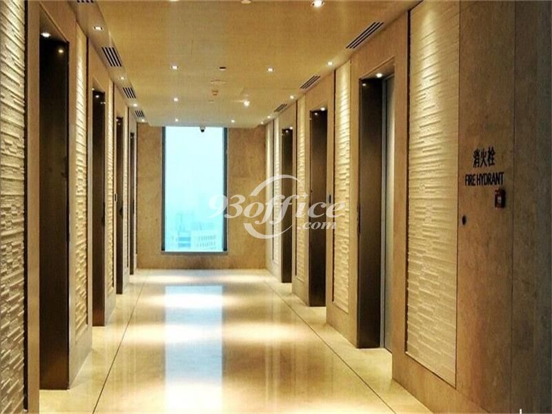 嘉里中心二座办公楼租赁-写字楼楼层电梯