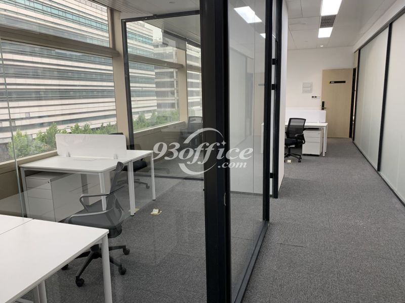 万通中心服务式办公室出租租赁租金