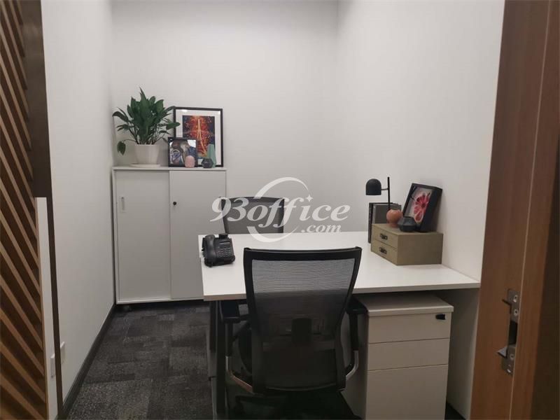 嘉里中心服务式办公室出租租赁租金