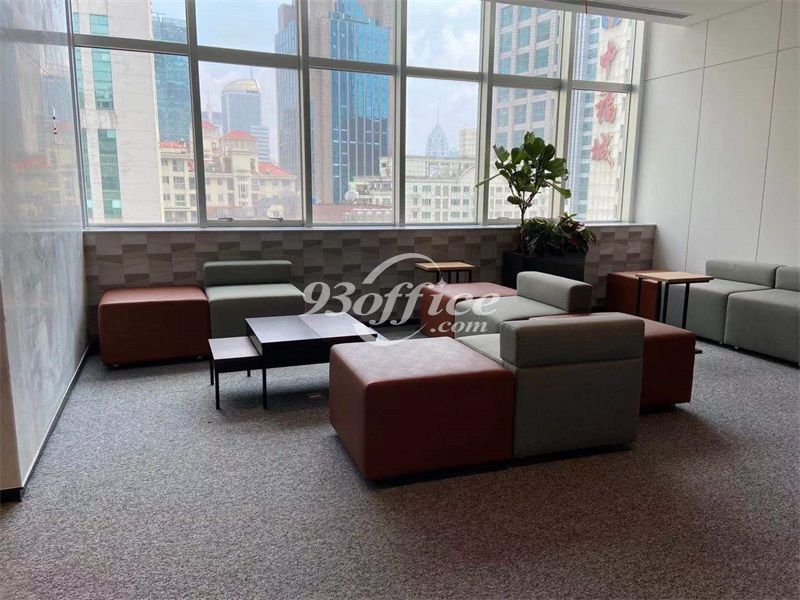 腾飞元创大厦商务楼出租-写字楼走道