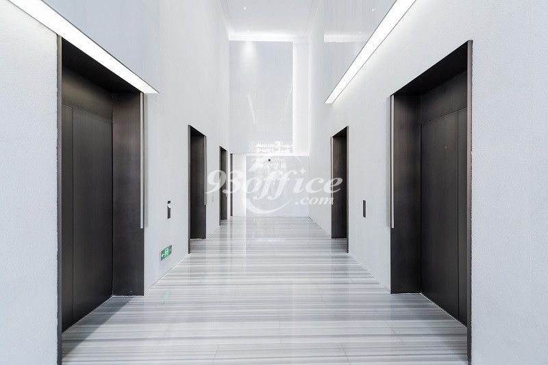 SOHO中山广场办公楼出租-写字楼大堂电梯