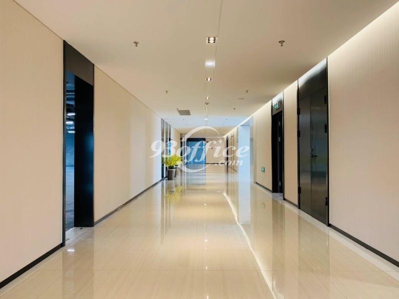 旭辉虹桥国际商务楼出租-写字楼走道