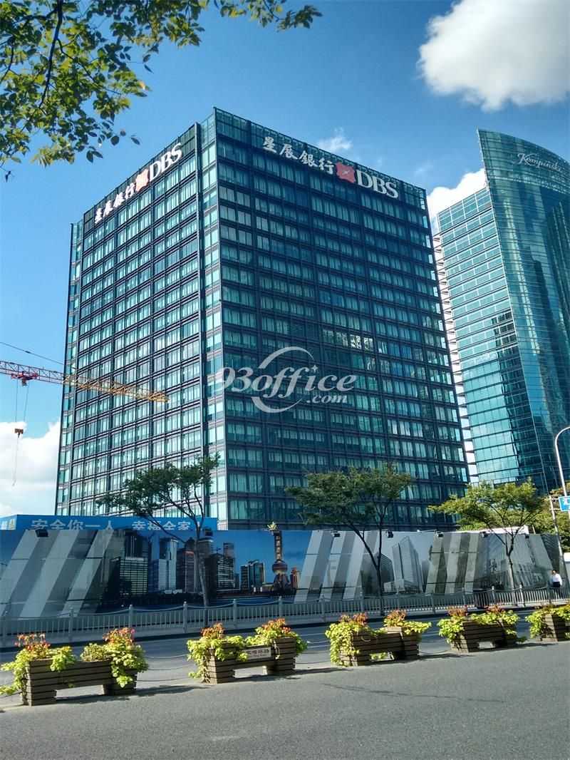 星展银行大厦写字楼出租-办公楼外立面
