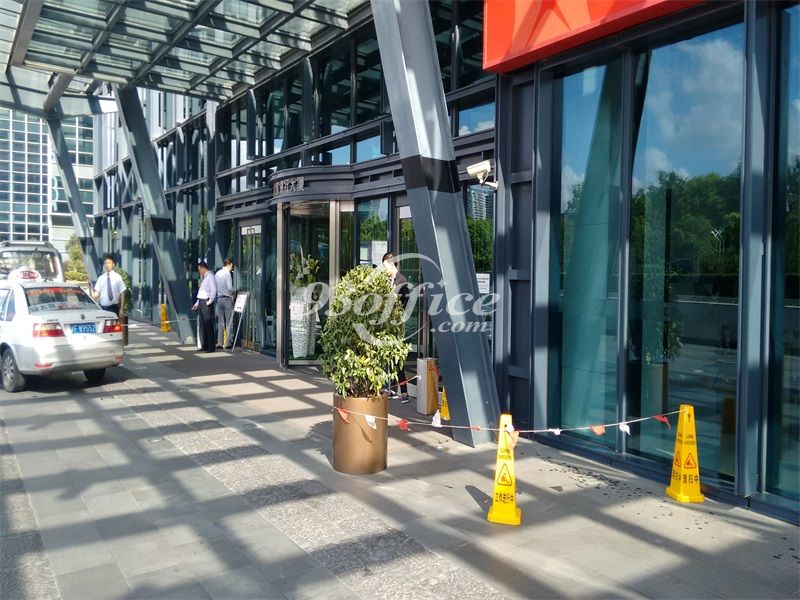 星展银行大厦写字楼租赁-办公楼入口