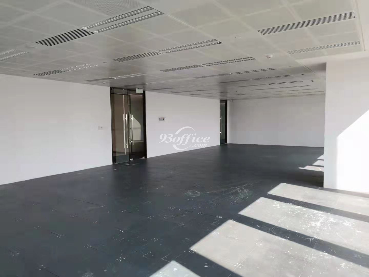 中国人寿金融中心办公室出租租赁租金