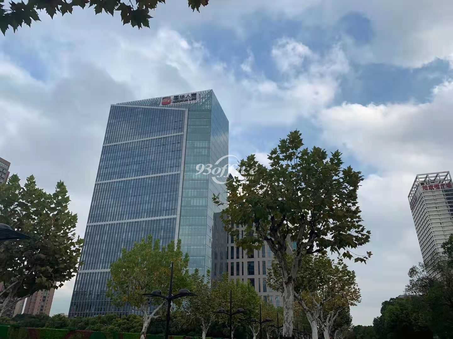 国华人寿金融大厦写字楼出租-办公楼外立面