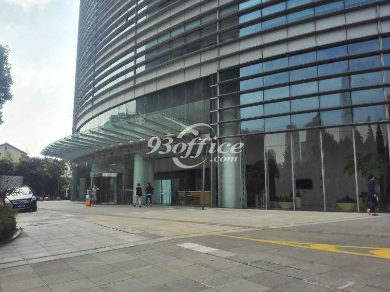 长房国际广场写字楼租赁-办公楼入口