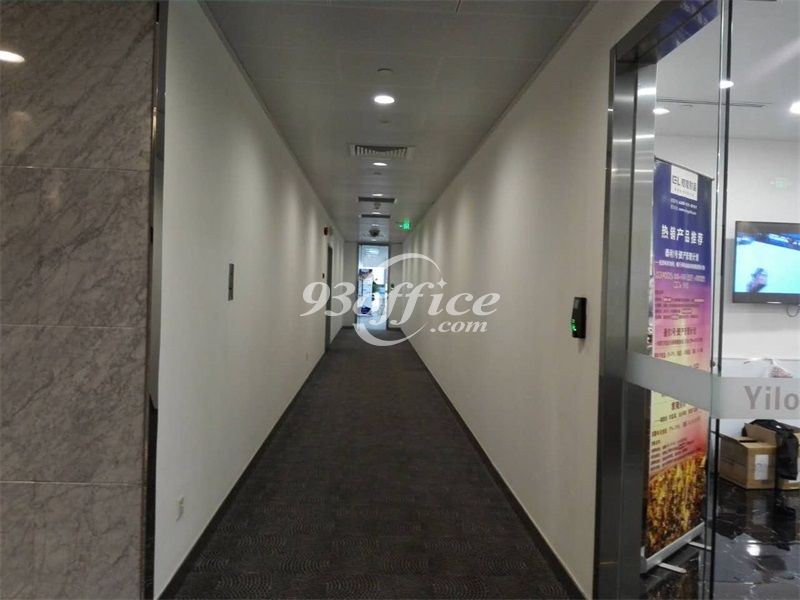 新茂大厦商务楼出租-写字楼走道
