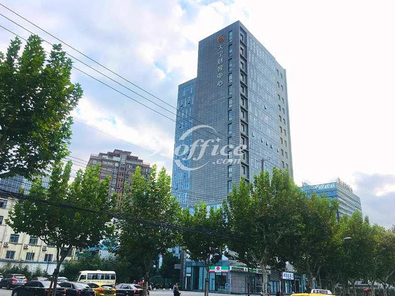 大宁财智中心写字楼出租-办公楼外立面