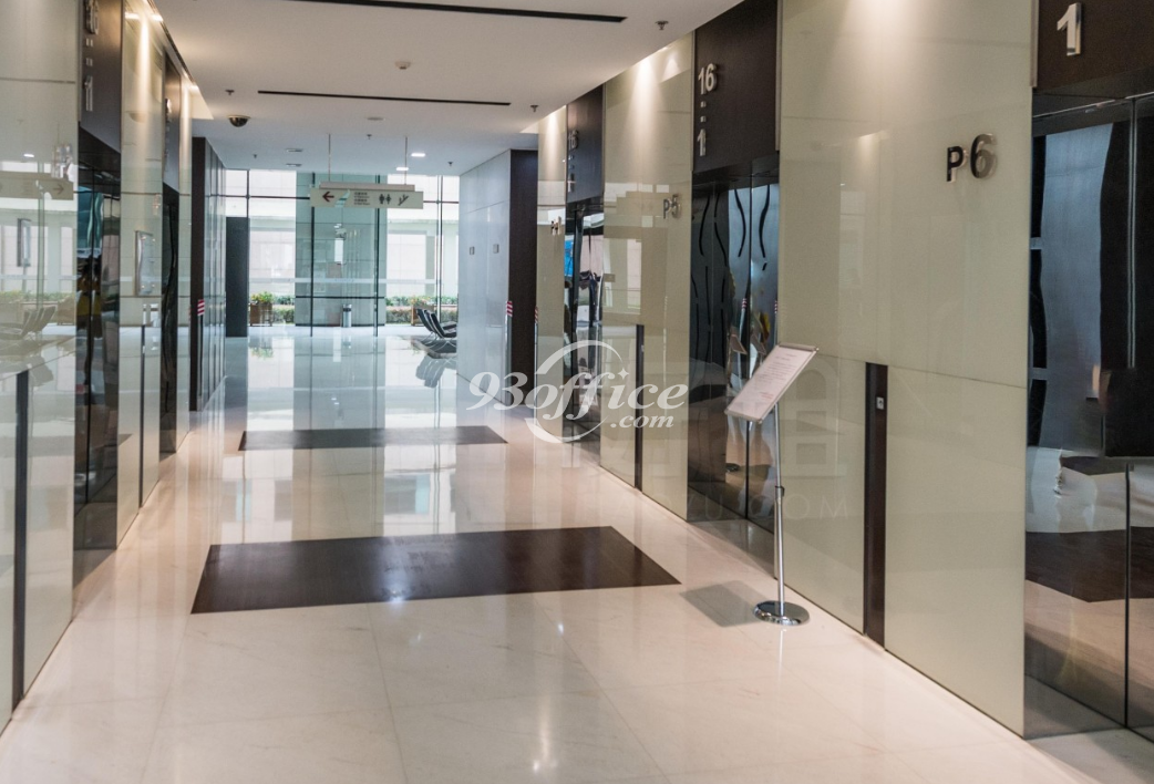 陆家嘴投资大厦办公楼出租-写字楼大堂电梯