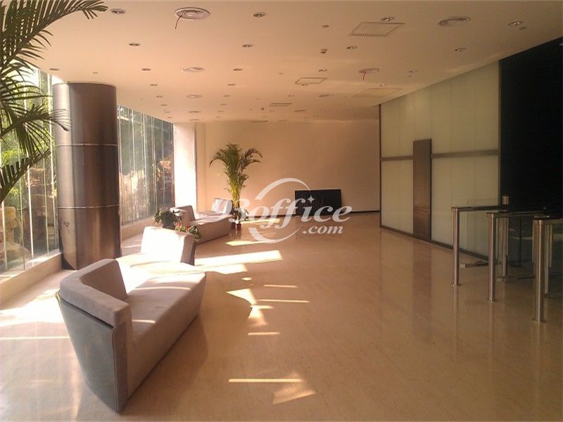 平高国际广场写字楼租金-办公楼大堂