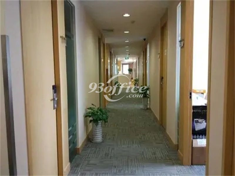 我格广场商务楼出租-写字楼走道