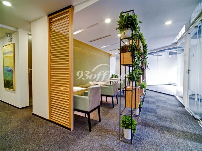 黄浦区经纬国际大厦服务式办公室租赁-公共走道