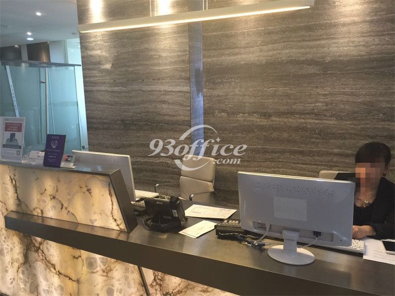 品尊中心服务式办公室出租-前台
