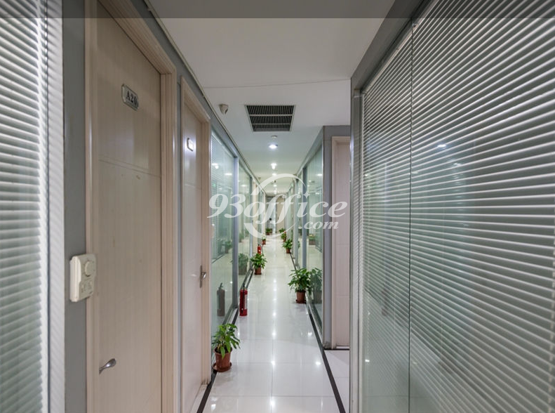 宏汇国际广场共享办公空间租赁-公共走道