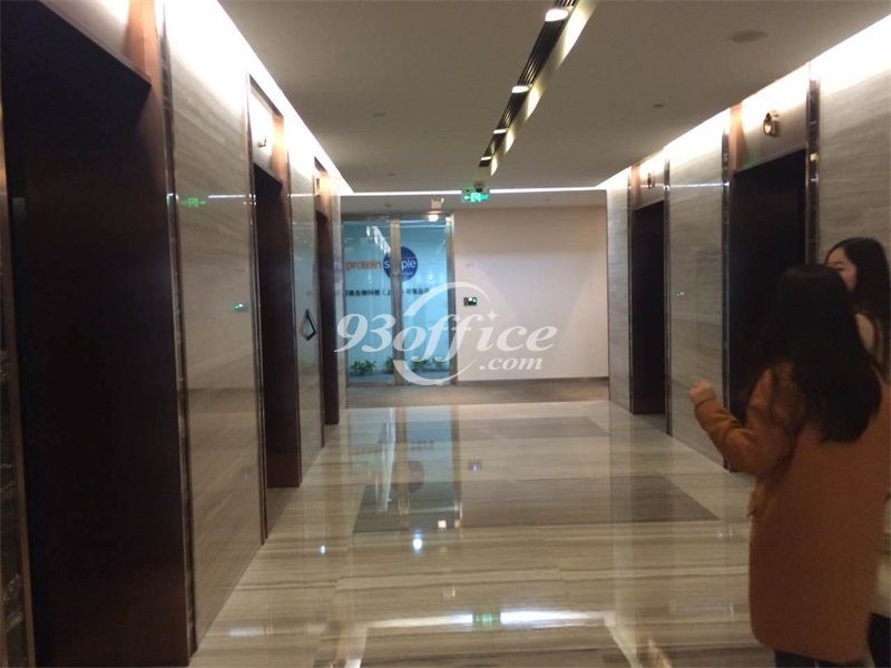 展想广场办公楼租赁-写字楼楼层电梯