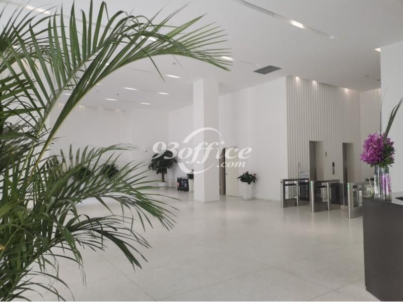 华鑫中心写字楼租金-办公楼大堂