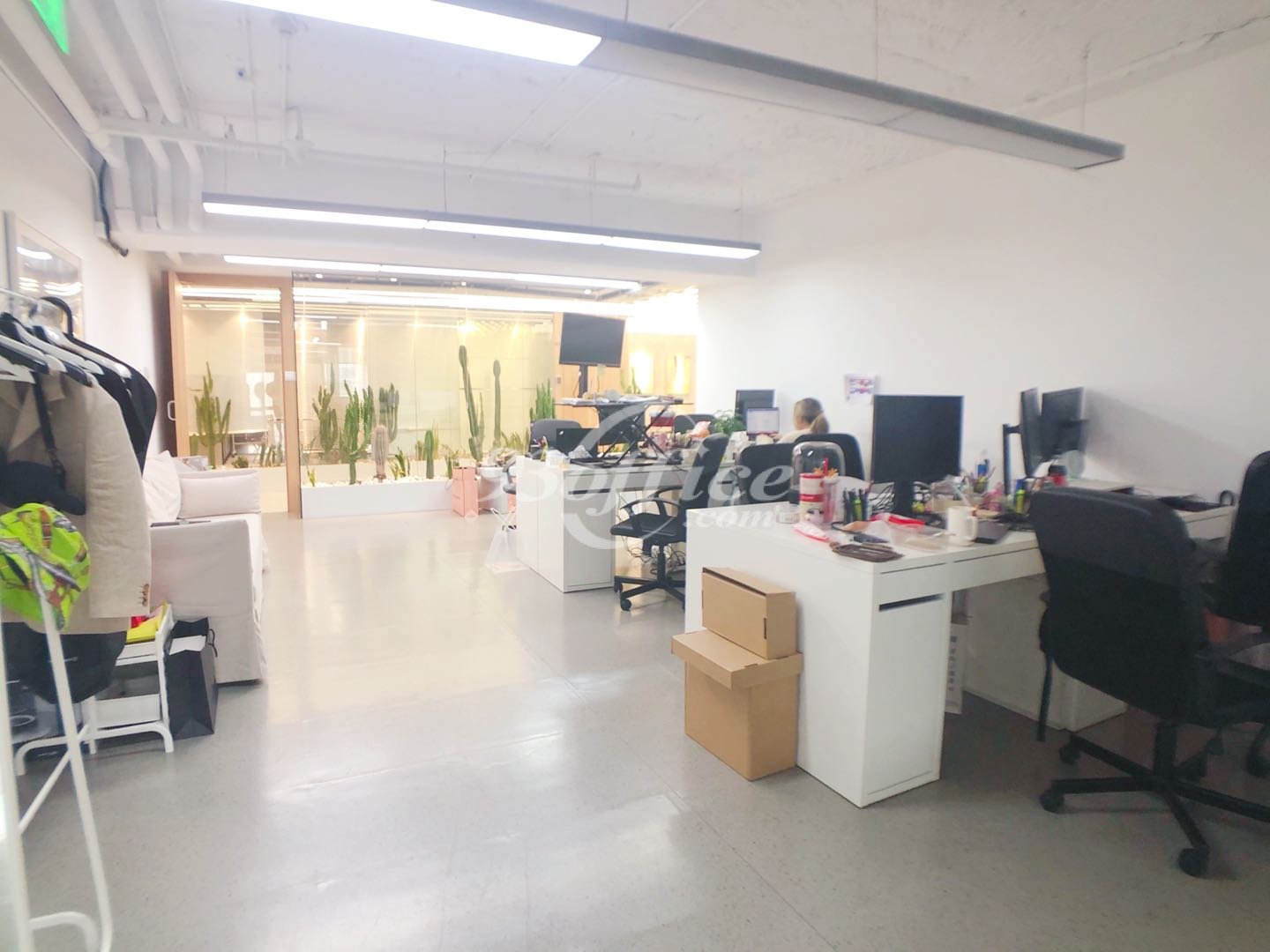 百乐门大都会办公室出租租赁租金